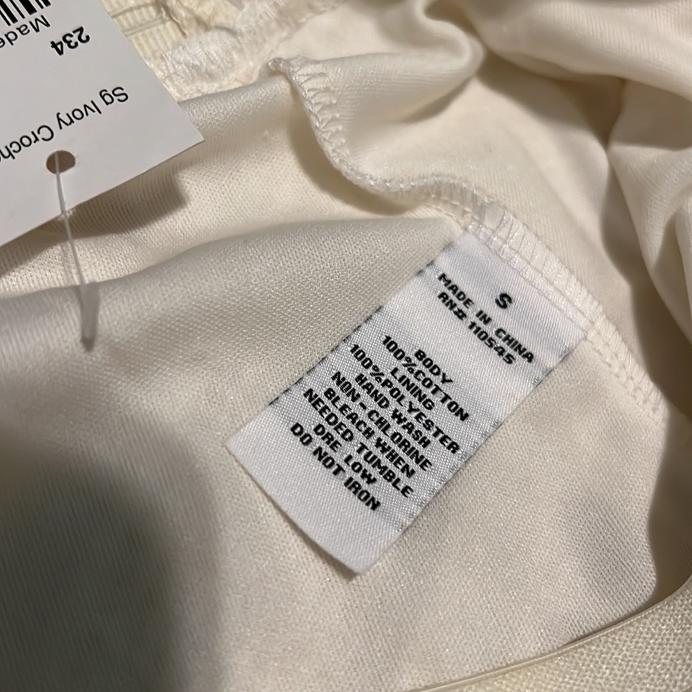 Crocheted Cotton Scalloped Hem Ivory Skirt, XSmall NWT - Picture 7 of 7